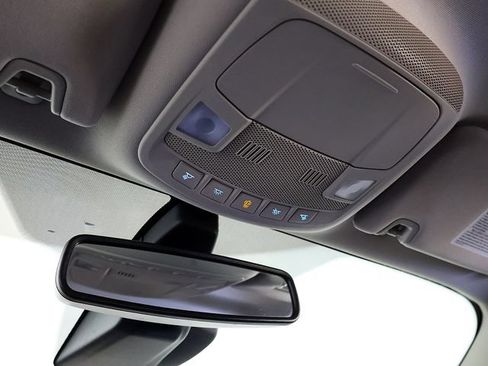 Used 2019 Ford Fusion SE FWD image 21
