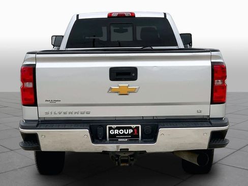 Used 2016 Chevrolet Silverado 3500 LT w/ LT Convenience Package AWD/4WD image 5