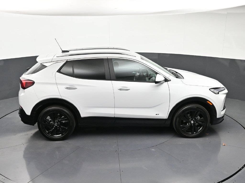 Used 2026 Buick Encore GX Sport Touring AWD/4WD image 21