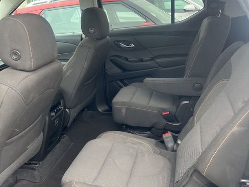Used 2018 Chevrolet Traverse LT FWD image 6