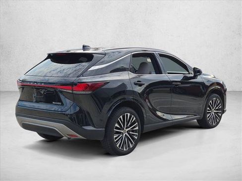 Used 2023 Lexus RX 350 Premium Plus w/ Cold Area Package FWD image 5
