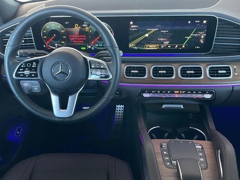 Used 2022 Mercedes-Benz GLS 450 4MATIC image 14