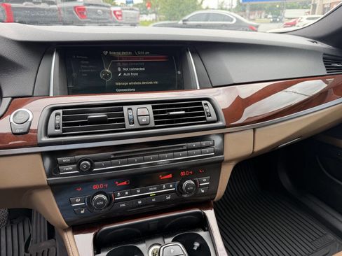 Used 2014 BMW 550i xDrive Sedan AWD/4WD image 16