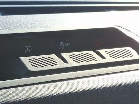 Used 2022 Ford Bronco Big Bend image 25