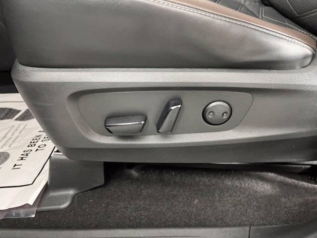 Used 2023 Nissan Pathfinder Platinum w/ Cargo Package AWD/4WD image 34