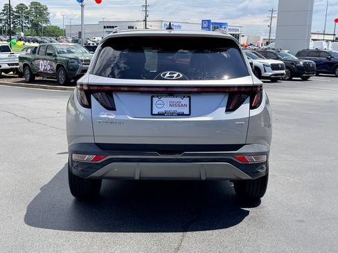 Used 2022 Hyundai Tucson Limited w/ Cargo Package AWD/4WD image 4