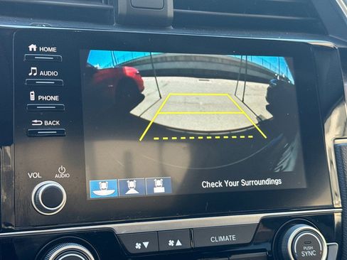 Used 2020 Honda Civic EX image 18