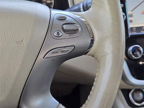 Used 2018 Nissan Murano Platinum image 27