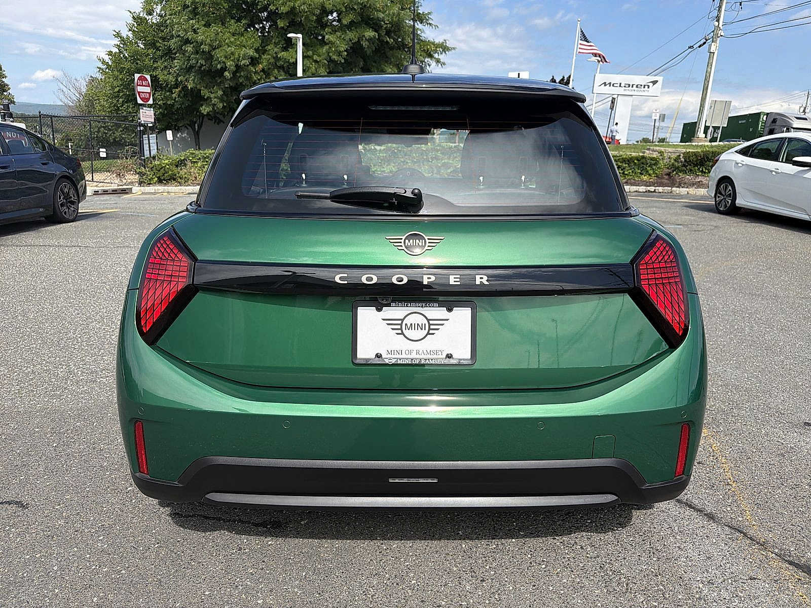 Used 2026 MINI Cooper 2-Door Hardtop FWD image 13