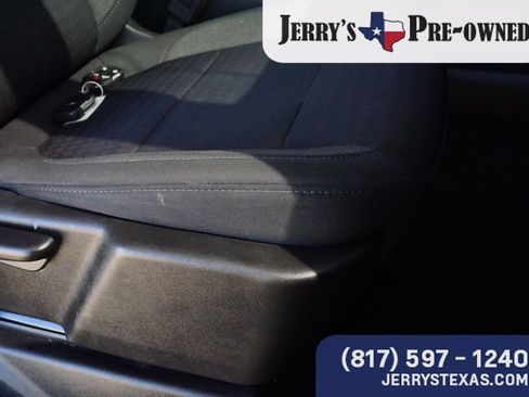 Used 2020 Chevrolet Silverado 1500 RST w/ Texas Edition AWD/4WD image 24