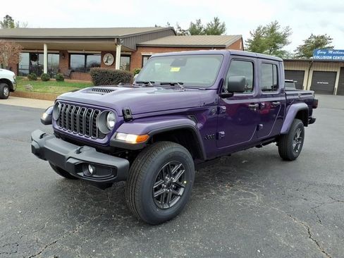 New 2026 Jeep Gladiator Sport image 5