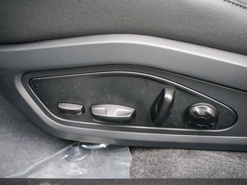 Certified 2022 Audi e-tron GT Prestige w/ Prestige Package image 20