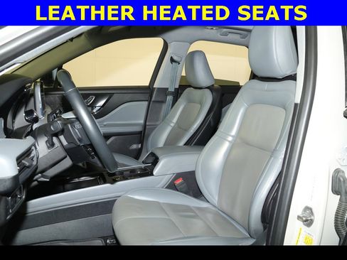 Used 2021 Lincoln Corsair AWD w/ Premium Package image 4