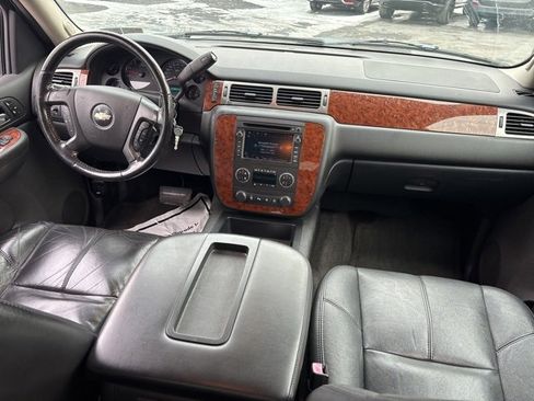 Used 2007 Chevrolet Avalanche LTZ w/ LTZ Preferred Equipment Group image 9
