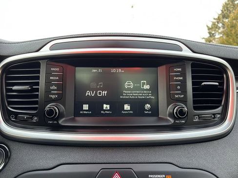 Used 2020 Kia Sorento EX AWD/4WD image 22
