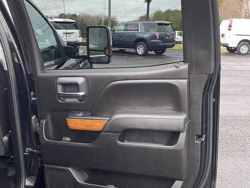 Used 2019 Chevrolet Silverado 3500 High Country w/ Duramax Plus Package image 40