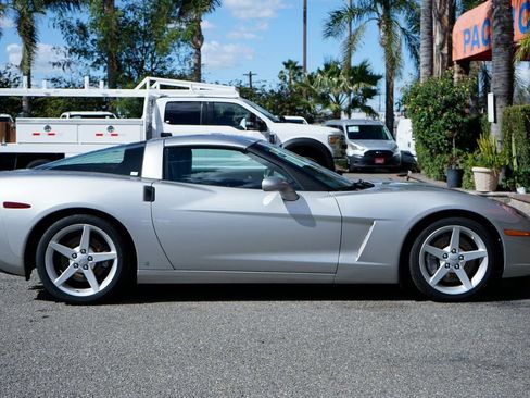 Used 2006 Chevrolet Corvette Coupe w/ Preferred Equipment Group image 11