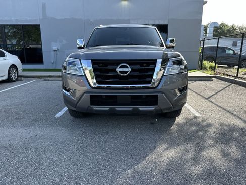 Used 2024 Nissan Armada Platinum w/ Captain's Chairs Package RWD image 12
