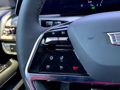 New 2026 Cadillac Vistiq Sport image 24