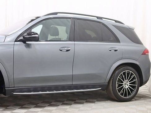 Used 2022 Mercedes-Benz GLE 580 4MATIC image 3