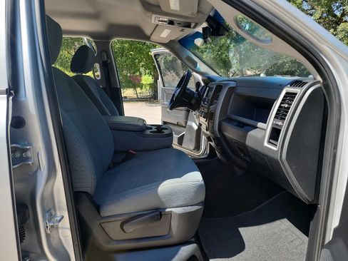 Used 2015 RAM 2500 Tradesman w/ Chrome Appearance Group AWD/4WD image 41