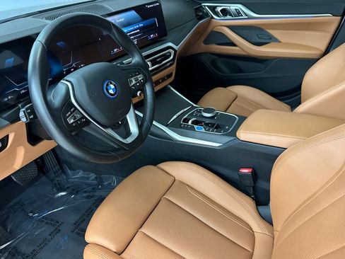 Certified 2023 BMW i4 eDrive35 w/ Premium Package image 4