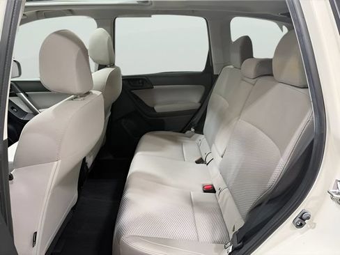 Used 2017 Subaru Forester 2.5i Premium w/ All-Weather Package AWD/4WD image 15