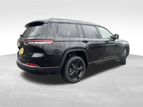 New 2025 Jeep Grand Cherokee L Limited image 7
