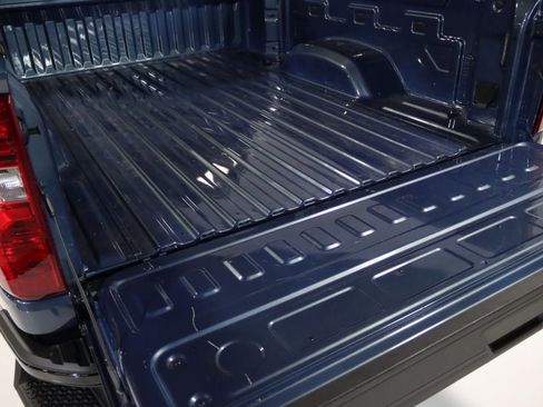 Used 2026 Chevrolet Silverado 2500 Custom w/ Custom Value Package image 65