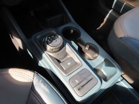 Used 2025 Ford Maverick Lariat w/ 4K Tow Package image 25