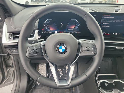 Used 2025 BMW X1 xDrive28i w/ Convenience Package AWD/4WD image 25