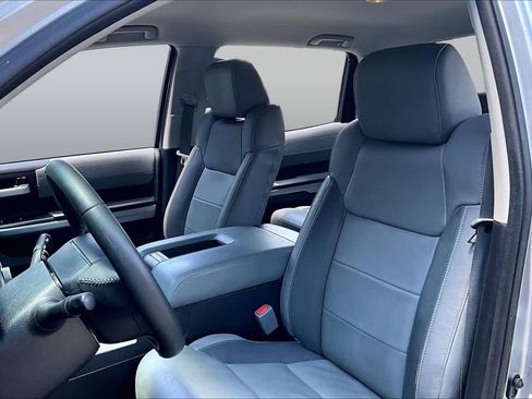 Used 2020 Toyota Tundra Limited w/ Limited Premium Package AWD/4WD image 8