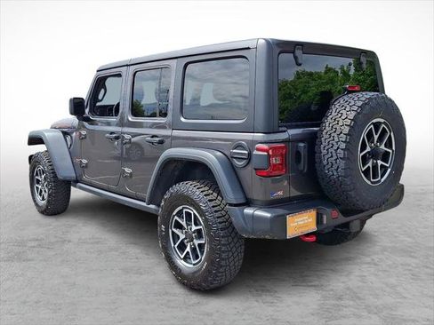 Certified 2024 Jeep Wrangler Unlimited Rubicon AWD/4WD image 3