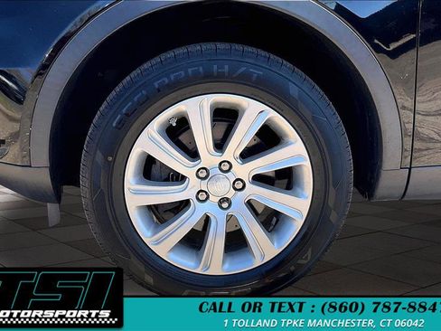 Used 2019 Land Rover Discovery Sport SE AWD/4WD image 9
