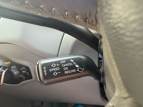 Used 2011 Audi Q5 2.0T Premium Plus AWD/4WD image 66
