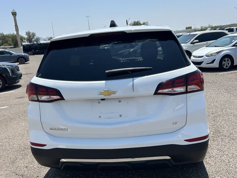 Used 2024 Chevrolet Equinox LT w/ LPO, Floor Liner Package FWD image 4