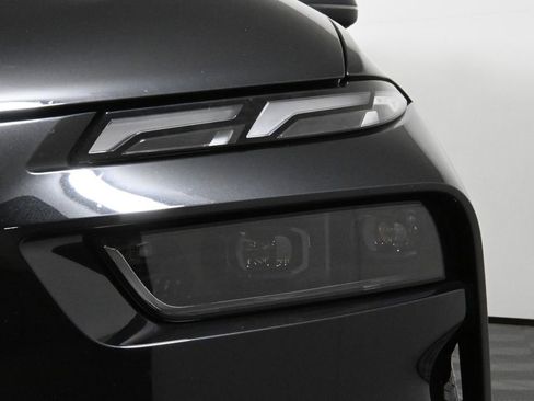 Certified 2024 BMW X7 xDrive40i w/ Premium Package image 11