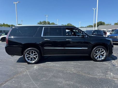 Used 2016 Cadillac Escalade ESV Platinum AWD/4WD image 6
