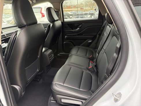 New 2026 Lincoln Corsair Premiere image 7