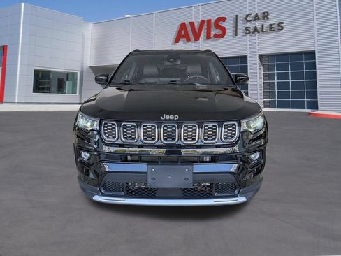 Used 2025 Jeep Compass Limited AWD/4WD image 2