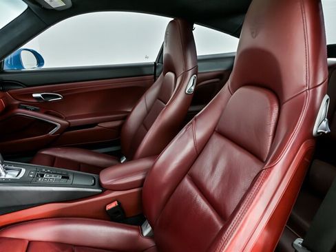 Used 2018 Porsche 911 Carrera image 19