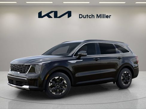 Used 2026 Kia Sorento S FWD image 1