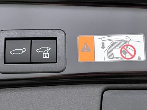 New 2026 Toyota RAV4 XSE w/ Weather Package AWD/4WD image 12
