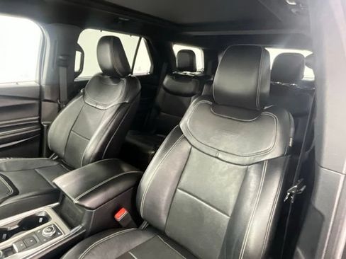 Used 2020 Ford Explorer ST w/ Premium Technology Package AWD/4WD image 6