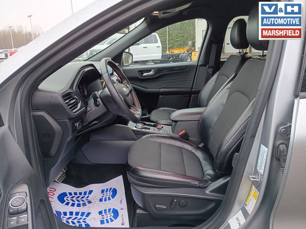 Used 2024 Ford Escape ST-Line AWD/4WD image 14
