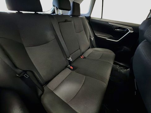 Used 2025 Toyota RAV4 XLE FWD image 14