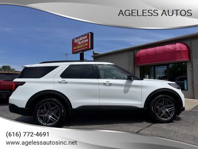 Used 2025 Ford Explorer ST