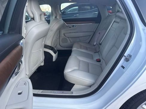 Used 2019 Volvo S90 T6 Inscription AWD/4WD image 3