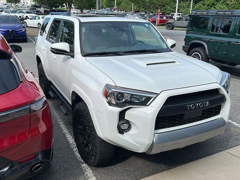 Used 2024 Toyota 4Runner TRD Off-Road Premium w/ Moonroof Package AWD/4WD image 8