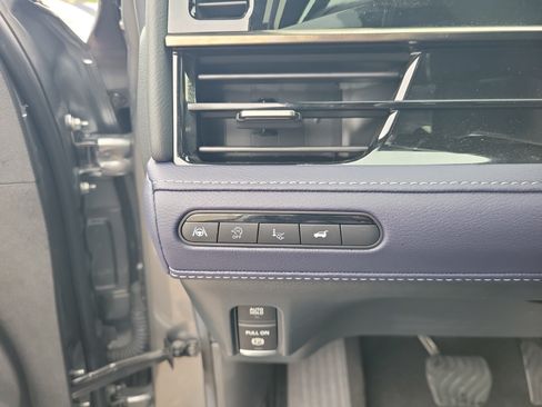 Certified 2026 INFINITI QX80 4WD w/ Sport Exterior Package image 26
